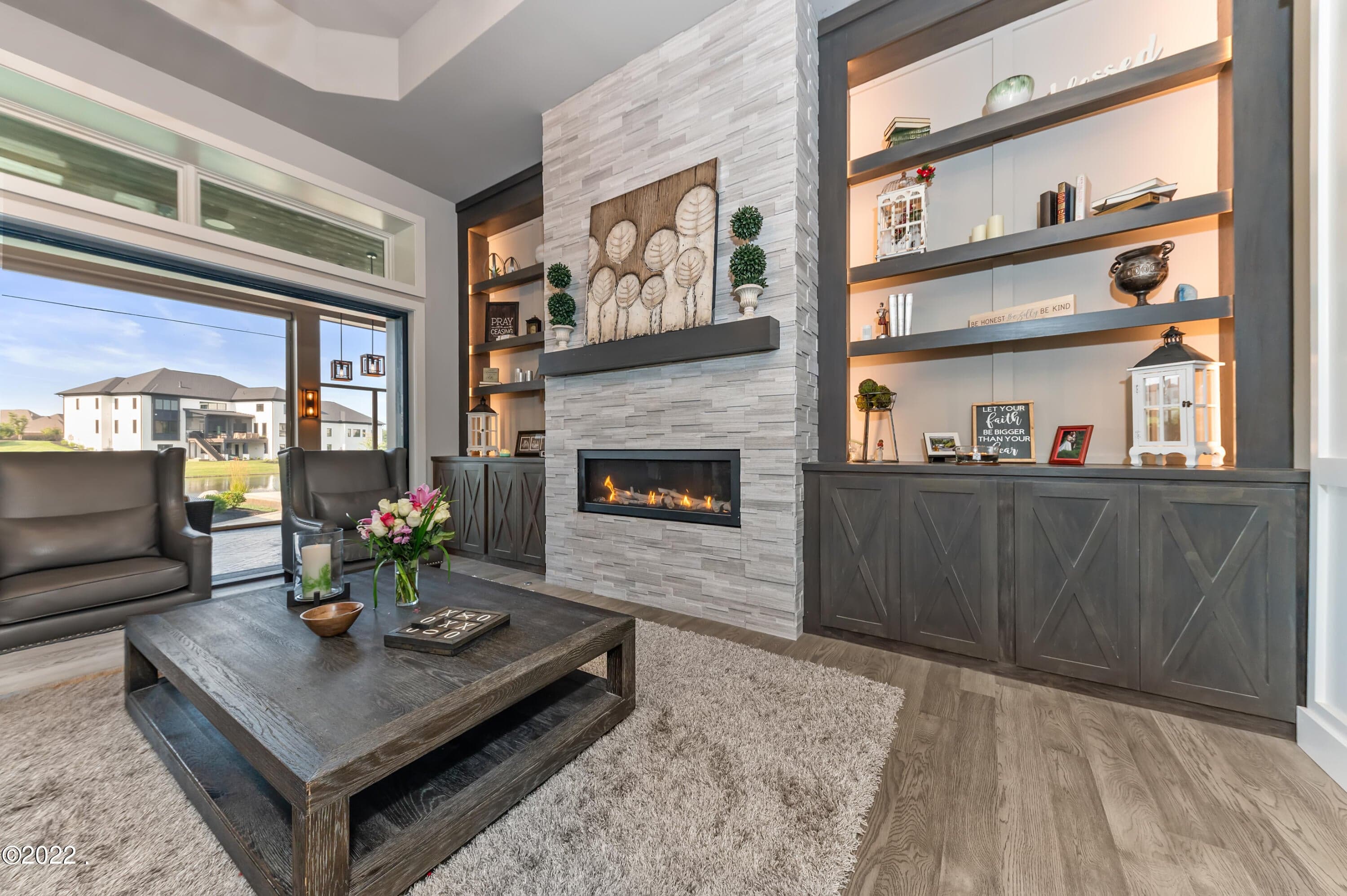 110 Main ST — Photo 2