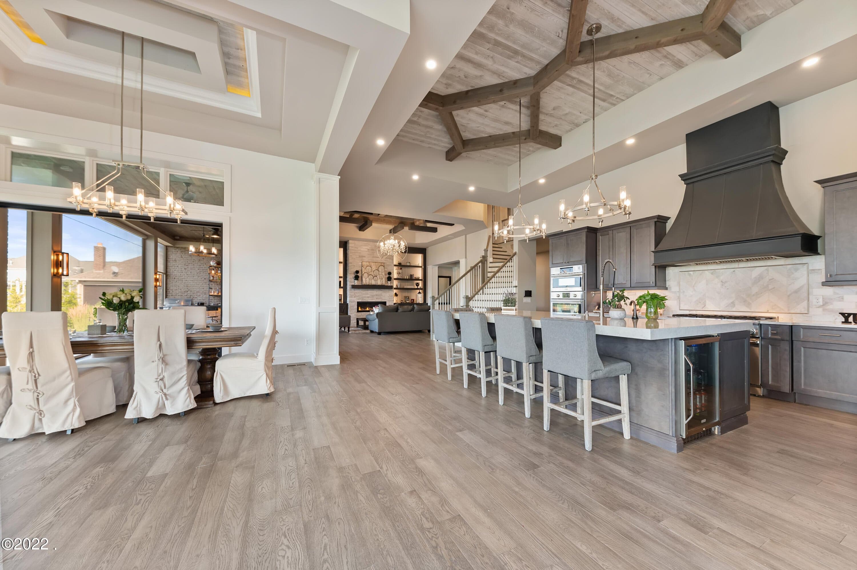 110 Main ST — Photo 5